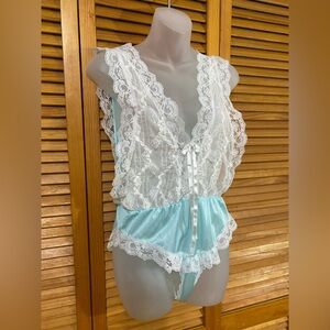 Vintage Elissia: Lingerie teddy with deep-V neckline